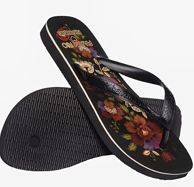 Chinelo Havaianas Farm Flor de Fita